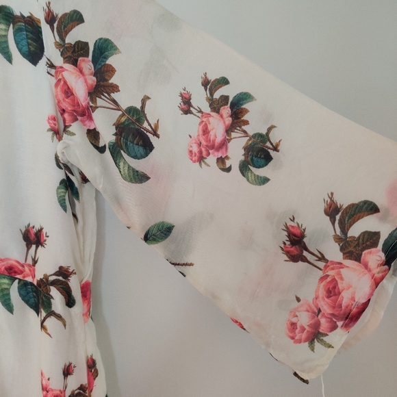 Floral maxi dress with asymmetrical hem Size 12 - Picture 5 of 13